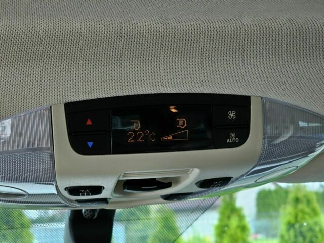 Черный Мерседес Виано, объемом двигателя 3 л и пробегом 277 тыс. км за 8100 $, фото 16 на Automoto.ua