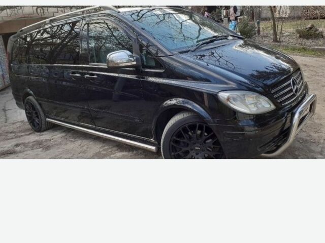 Черный Мерседес Виано, объемом двигателя 2.2 л и пробегом 230 тыс. км за 15300 $, фото 3 на Automoto.ua