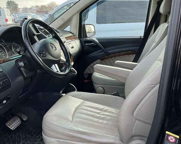 Черный Мерседес Виано, объемом двигателя 2.14 л и пробегом 206 тыс. км за 20000 $, фото 6 на Automoto.ua