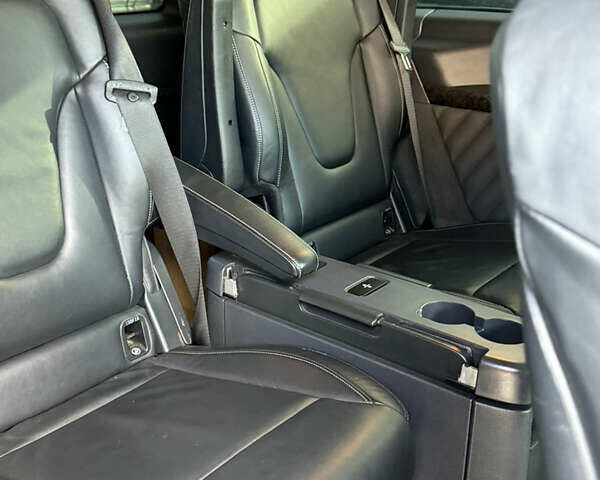 Черный Мерседес Виано, объемом двигателя 2.99 л и пробегом 290 тыс. км за 20900 $, фото 13 на Automoto.ua