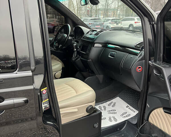 Чорний Мерседес Віано, об'ємом двигуна 2.14 л та пробігом 335 тис. км за 22200 $, фото 15 на Automoto.ua