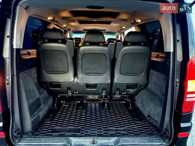 Черный Мерседес Виано, объемом двигателя 2.2 л и пробегом 300 тыс. км за 19500 $, фото 14 на Automoto.ua