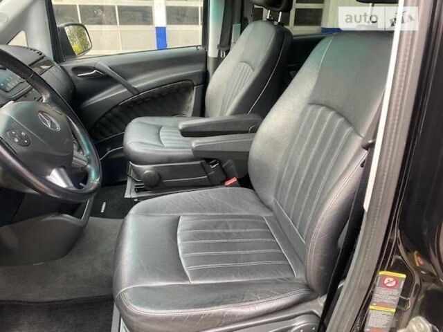 Чорний Мерседес Віано, об'ємом двигуна 2.14 л та пробігом 278 тис. км за 19500 $, фото 11 на Automoto.ua