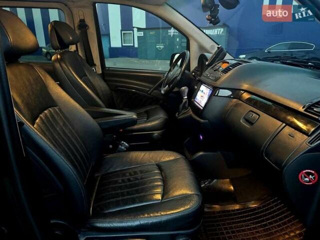 Черный Мерседес Виано, объемом двигателя 2.2 л и пробегом 300 тыс. км за 19500 $, фото 13 на Automoto.ua
