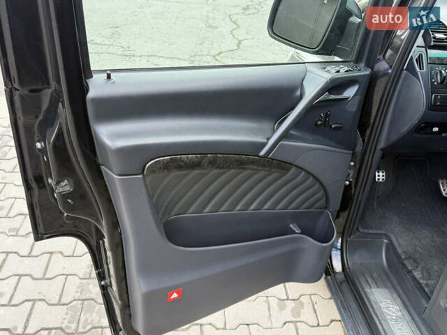 Черный Мерседес Виано, объемом двигателя 2.99 л и пробегом 290 тыс. км за 20900 $, фото 12 на Automoto.ua