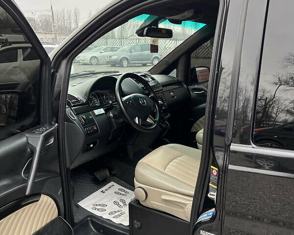 Чорний Мерседес Віано, об'ємом двигуна 2.14 л та пробігом 335 тис. км за 22200 $, фото 10 на Automoto.ua