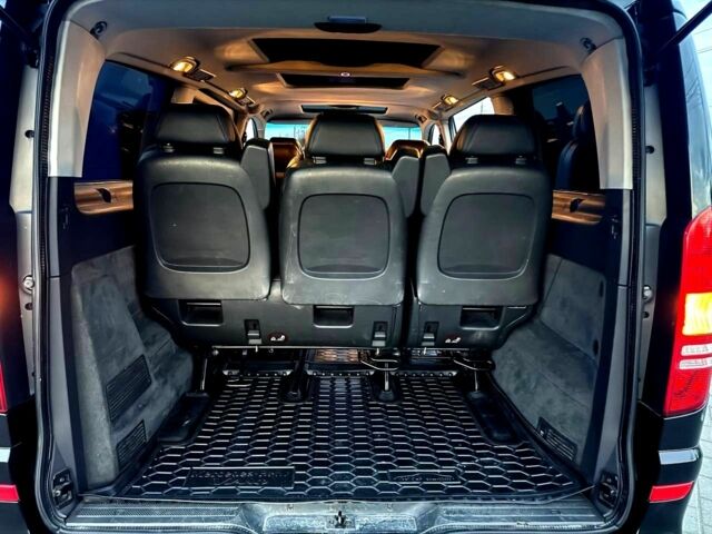 Черный Мерседес Виано, объемом двигателя 2 л и пробегом 200 тыс. км за 19500 $, фото 7 на Automoto.ua