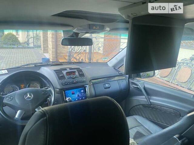 Чорний Мерседес Віано, об'ємом двигуна 2.14 л та пробігом 278 тис. км за 19500 $, фото 17 на Automoto.ua