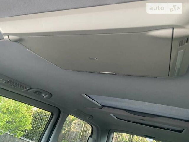 Чорний Мерседес Віано, об'ємом двигуна 2.14 л та пробігом 278 тис. км за 19500 $, фото 18 на Automoto.ua