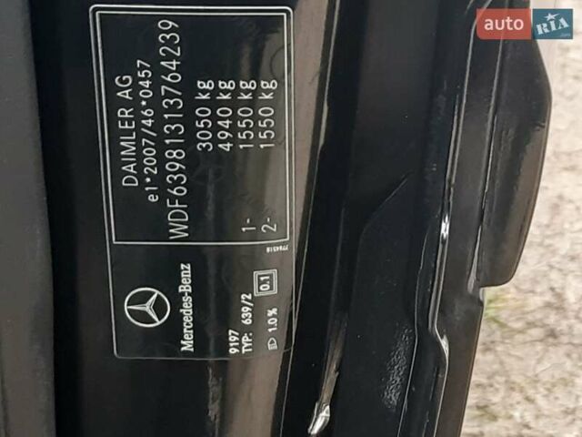 Чорний Мерседес Віано, об'ємом двигуна 2.14 л та пробігом 500 тис. км за 18900 $, фото 17 на Automoto.ua