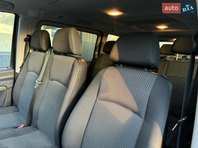 Черный Мерседес Виано, объемом двигателя 2.2 л и пробегом 306 тыс. км за 16500 $, фото 50 на Automoto.ua