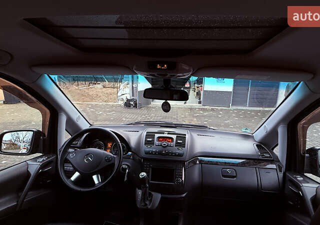 Черный Мерседес Виано, объемом двигателя 2.99 л и пробегом 284 тыс. км за 27500 $, фото 9 на Automoto.ua