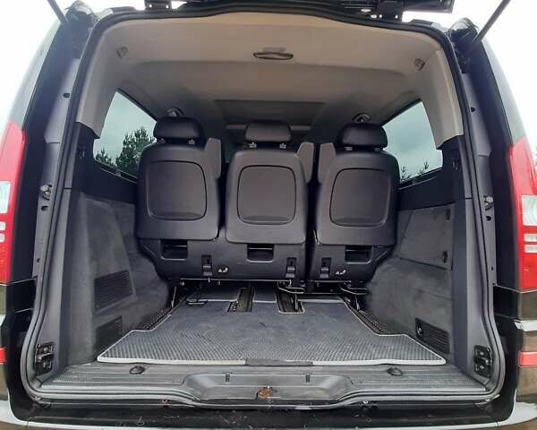 Чорний Мерседес Віано, об'ємом двигуна 2.14 л та пробігом 500 тис. км за 18900 $, фото 8 на Automoto.ua