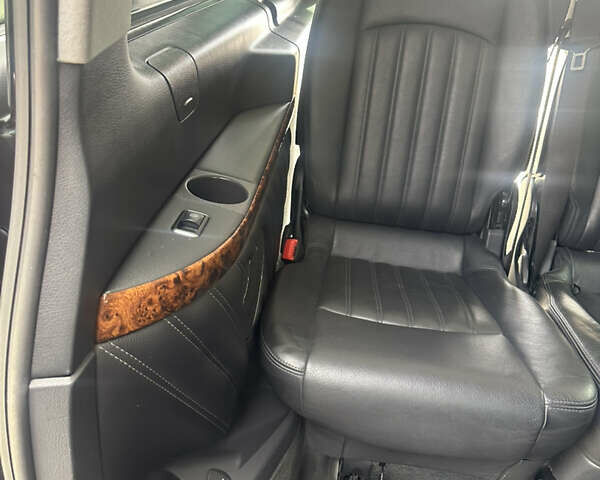 Черный Мерседес Виано, объемом двигателя 2.14 л и пробегом 271 тыс. км за 21800 $, фото 7 на Automoto.ua