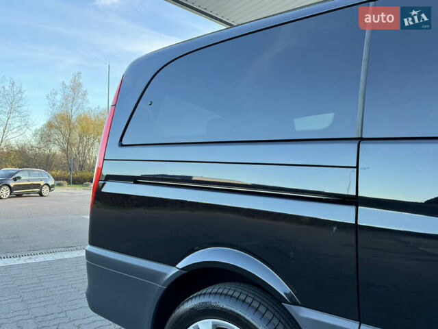 Черный Мерседес Виано, объемом двигателя 2.2 л и пробегом 306 тыс. км за 16500 $, фото 18 на Automoto.ua