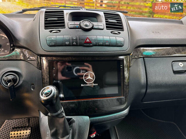 Мерседес Виано 2012 в Киеве на Automoto.ua Черный Мерседес Виано, объемом двигателя 2.2 л и пробегом 148 тыс. км за 22340 $, фото 17 на Automoto.ua