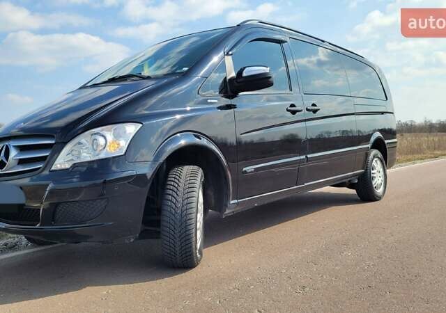 Черный Мерседес Виано, объемом двигателя 2.2 л и пробегом 260 тыс. км за 22500 $, фото 2 на Automoto.ua