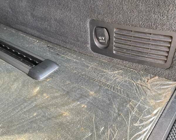 Черный Мерседес Виано, объемом двигателя 2.14 л и пробегом 380 тыс. км за 22000 $, фото 48 на Automoto.ua