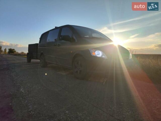 Чорний Мерседес Віано, об'ємом двигуна 2.14 л та пробігом 497 тис. км за 6000 $, фото 7 на Automoto.ua