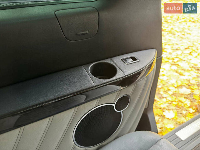 Мерседес Виано 2012 в Киеве на Automoto.ua Черный Мерседес Виано, объемом двигателя 2.2 л и пробегом 148 тыс. км за 22340 $, фото 26 на Automoto.ua