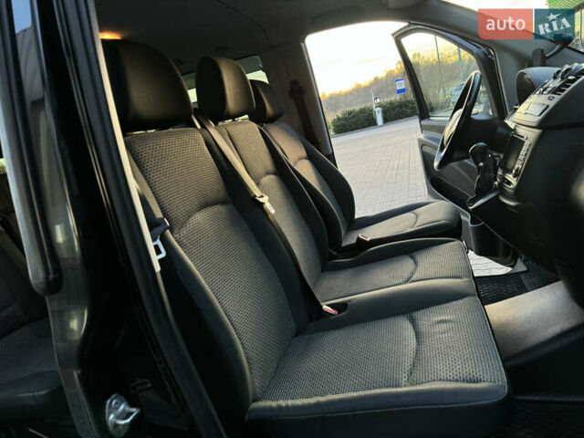 Черный Мерседес Виано, объемом двигателя 2.2 л и пробегом 306 тыс. км за 16500 $, фото 61 на Automoto.ua