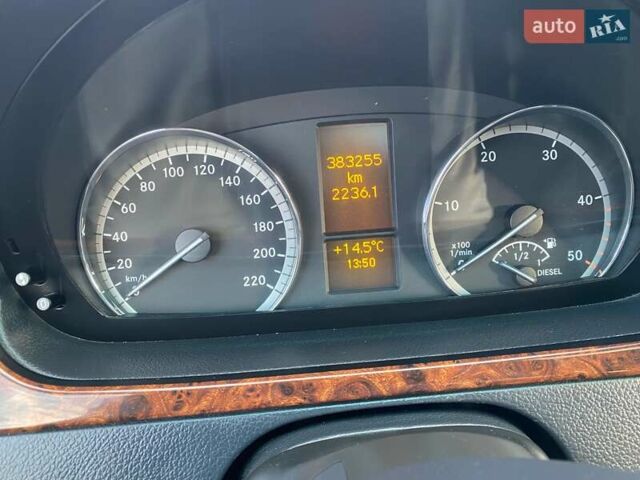 Черный Мерседес Виано, объемом двигателя 2.14 л и пробегом 380 тыс. км за 22000 $, фото 25 на Automoto.ua