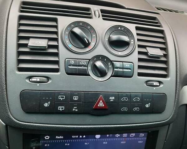 Чорний Мерседес Віано, об'ємом двигуна 2.14 л та пробігом 500 тис. км за 18900 $, фото 30 на Automoto.ua