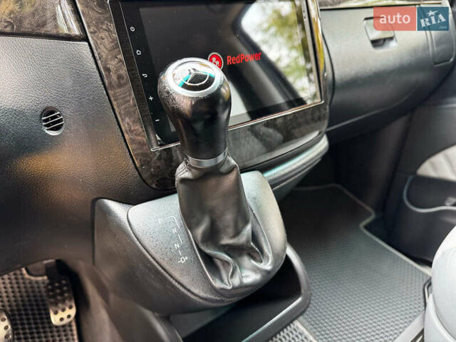 Мерседес Виано 2012 в Киеве на Automoto.ua Черный Мерседес Виано, объемом двигателя 2.2 л и пробегом 148 тыс. км за 22340 $, фото 19 на Automoto.ua
