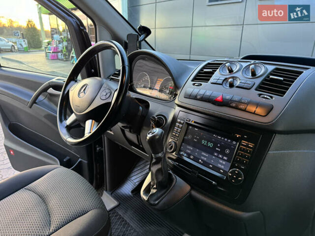 Черный Мерседес Виано, объемом двигателя 2.2 л и пробегом 306 тыс. км за 16500 $, фото 66 на Automoto.ua