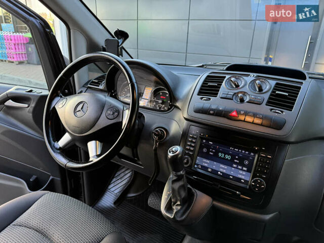 Черный Мерседес Виано, объемом двигателя 2.2 л и пробегом 306 тыс. км за 16500 $, фото 64 на Automoto.ua