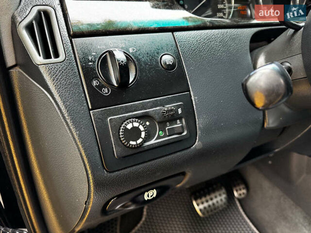 Мерседес Виано 2012 в Киеве на Automoto.ua Черный Мерседес Виано, объемом двигателя 2.2 л и пробегом 148 тыс. км за 22340 $, фото 14 на Automoto.ua