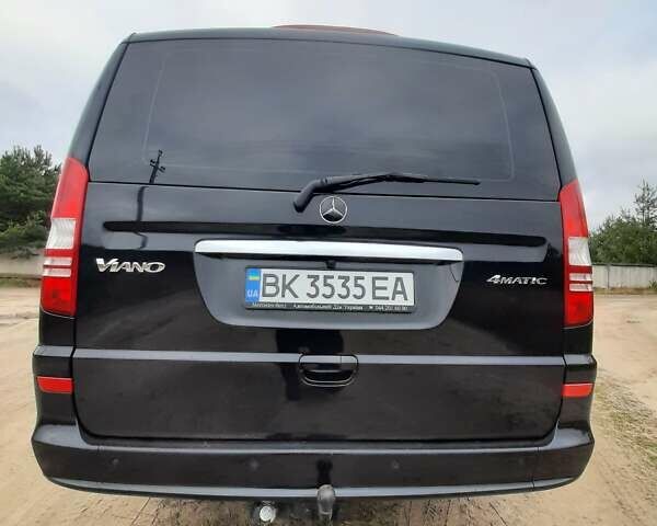 Чорний Мерседес Віано, об'ємом двигуна 2.14 л та пробігом 500 тис. км за 18900 $, фото 7 на Automoto.ua
