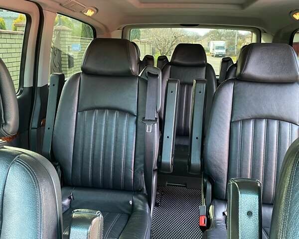 Черный Мерседес Виано, объемом двигателя 2.14 л и пробегом 380 тыс. км за 22000 $, фото 39 на Automoto.ua