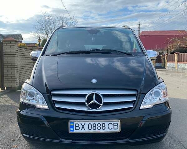 Черный Мерседес Виано, объемом двигателя 2.14 л и пробегом 380 тыс. км за 22000 $, фото 1 на Automoto.ua