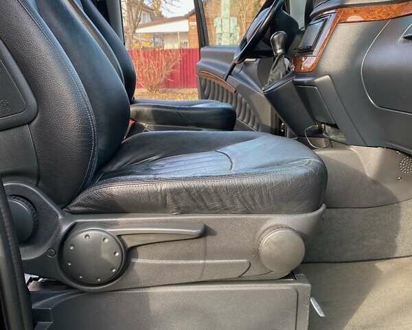 Черный Мерседес Виано, объемом двигателя 2.14 л и пробегом 380 тыс. км за 22000 $, фото 34 на Automoto.ua