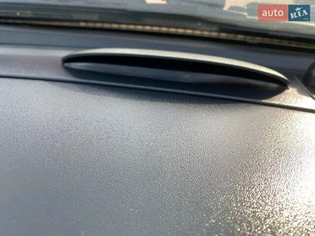 Черный Мерседес Виано, объемом двигателя 2.14 л и пробегом 380 тыс. км за 22000 $, фото 50 на Automoto.ua