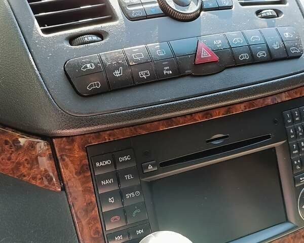 Черный Мерседес Виано, объемом двигателя 2.14 л и пробегом 320 тыс. км за 16500 $, фото 2 на Automoto.ua