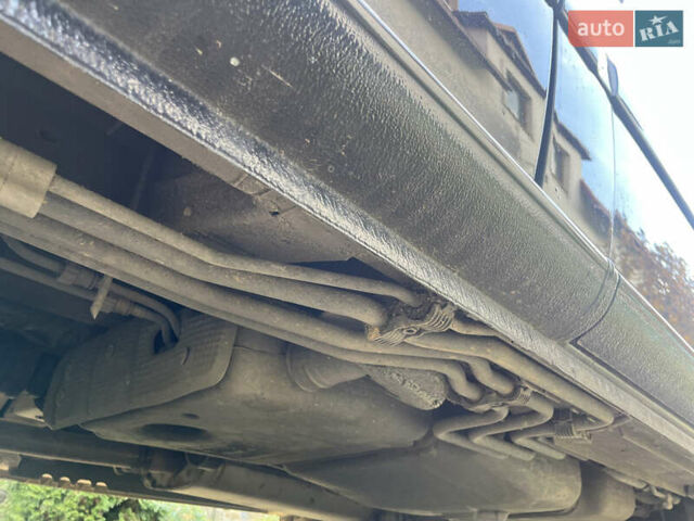 Черный Мерседес Виано, объемом двигателя 2.99 л и пробегом 301 тыс. км за 25999 $, фото 23 на Automoto.ua