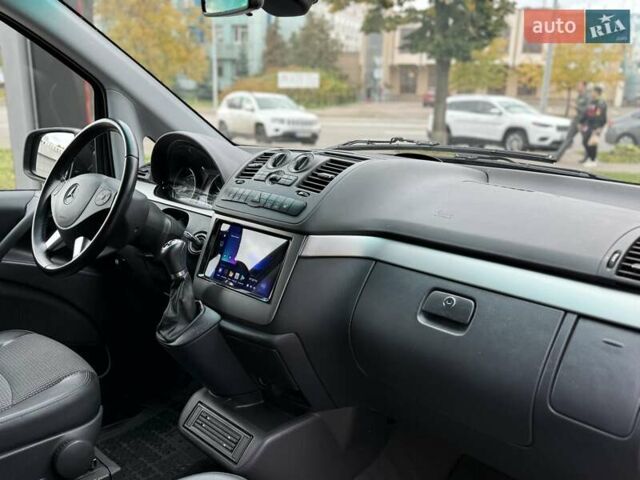 Черный Мерседес Виано, объемом двигателя 2.14 л и пробегом 238 тыс. км за 21500 $, фото 13 на Automoto.ua