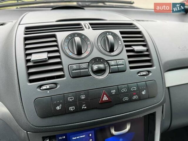 Черный Мерседес Виано, объемом двигателя 2.14 л и пробегом 238 тыс. км за 21500 $, фото 20 на Automoto.ua