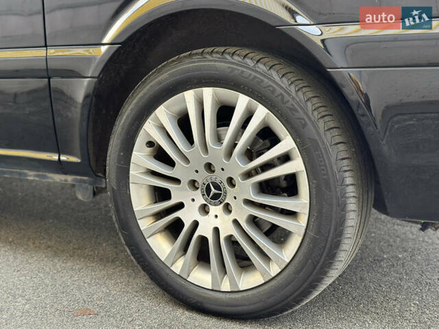 Мерседес Виано 2013 в Киеве на Automoto.ua Черный Мерседес Виано, объемом двигателя 3.5 л и пробегом 180 тыс. км за 18900 $, фото 52 на Automoto.ua