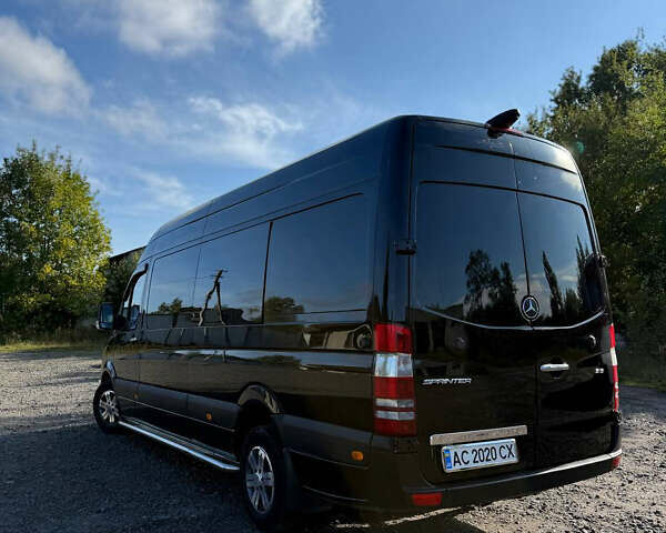 Черный Мерседес Виано, объемом двигателя 2.99 л и пробегом 700 тыс. км за 23500 $, фото 6 на Automoto.ua