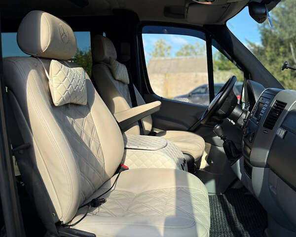 Черный Мерседес Виано, объемом двигателя 2.99 л и пробегом 700 тыс. км за 23500 $, фото 16 на Automoto.ua