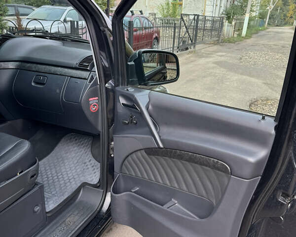 Мерседес Виано 2014 в Тернополе на Automoto.ua Черный Мерседес Виано, объемом двигателя 2.99 л и пробегом 272 тыс. км за 27000 $, фото 20 на Automoto.ua