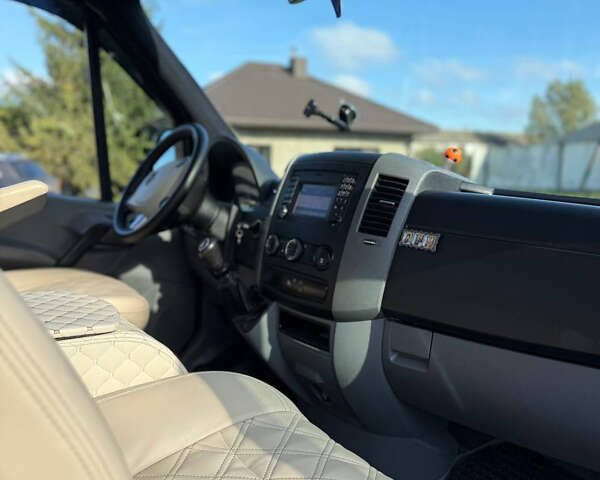 Черный Мерседес Виано, объемом двигателя 2.99 л и пробегом 700 тыс. км за 23500 $, фото 17 на Automoto.ua