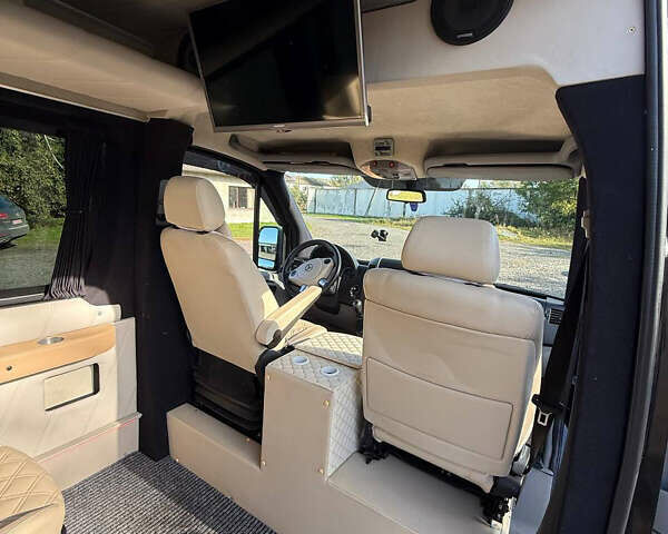 Черный Мерседес Виано, объемом двигателя 2.99 л и пробегом 700 тыс. км за 23500 $, фото 13 на Automoto.ua