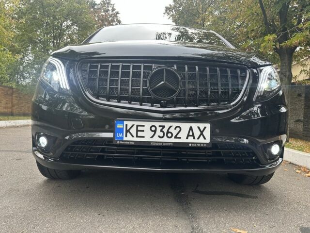 Черный Мерседес Виано, объемом двигателя 2 л и пробегом 68 тыс. км за 32900 $, фото 2 на Automoto.ua