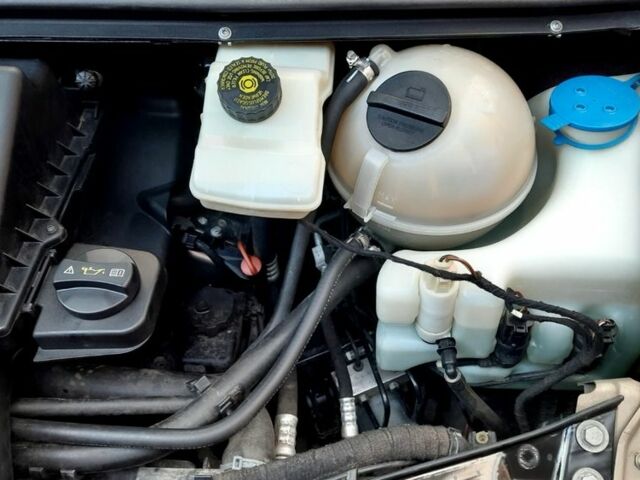 Коричневый Мерседес Виано, объемом двигателя 2.1 л и пробегом 120 тыс. км за 30000 $, фото 22 на Automoto.ua