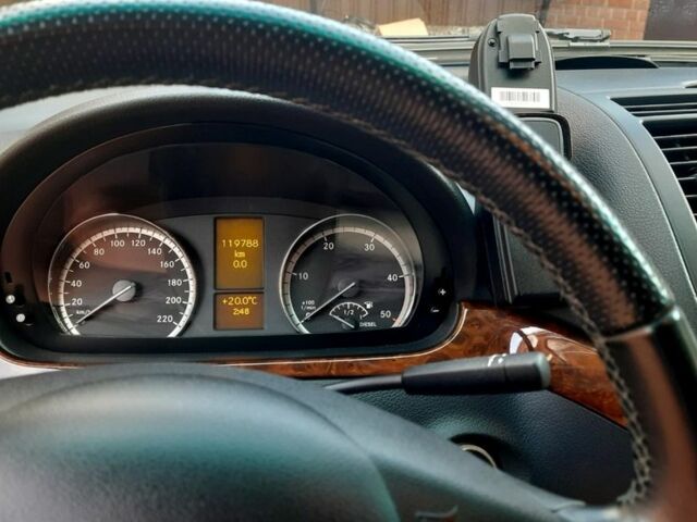 Коричневый Мерседес Виано, объемом двигателя 2.1 л и пробегом 120 тыс. км за 30000 $, фото 7 на Automoto.ua