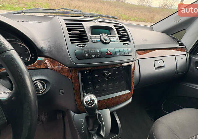 Коричневый Мерседес Виано, объемом двигателя 2.15 л и пробегом 236 тыс. км за 20700 $, фото 7 на Automoto.ua